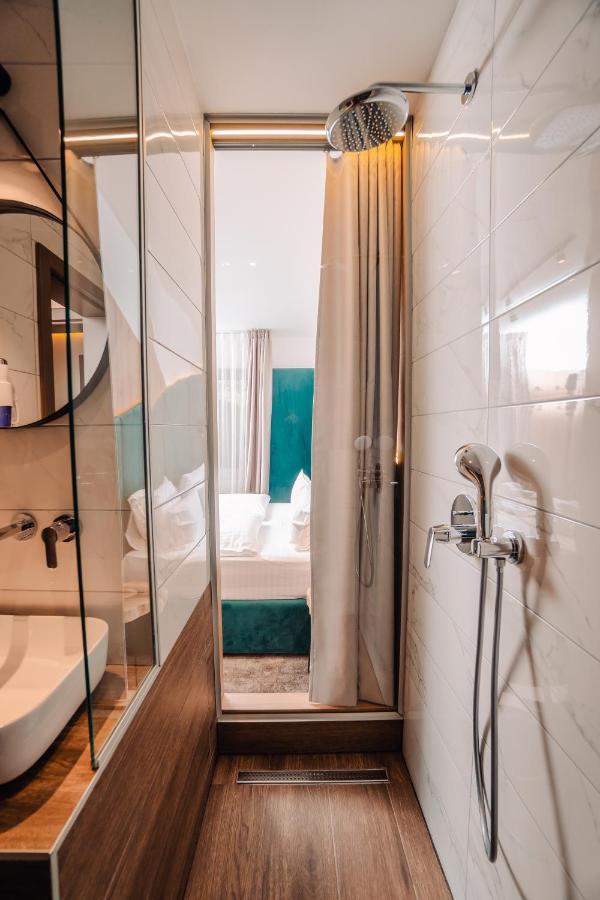 Family Two-Bedroom Apartment with View