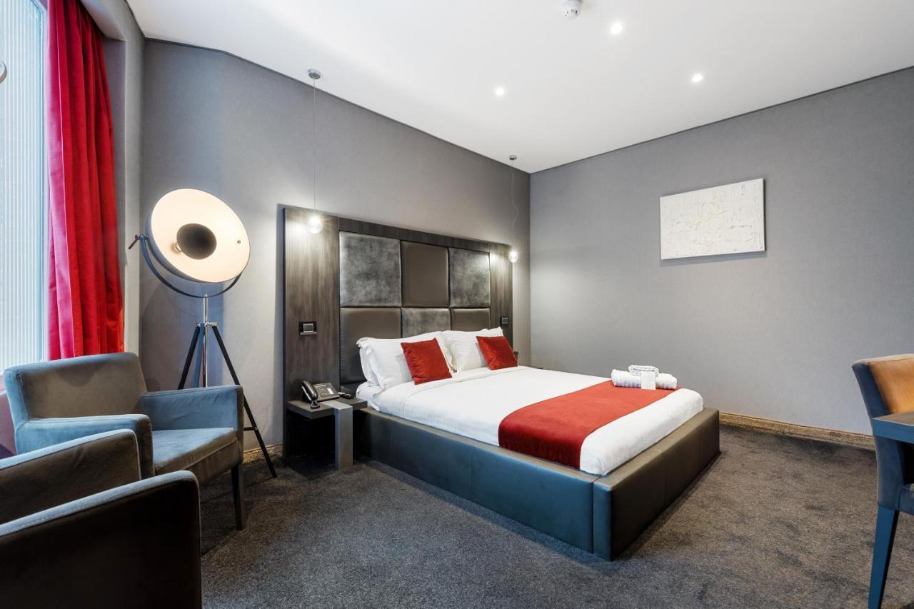 Prestige Double Room,1319928694:JPEG