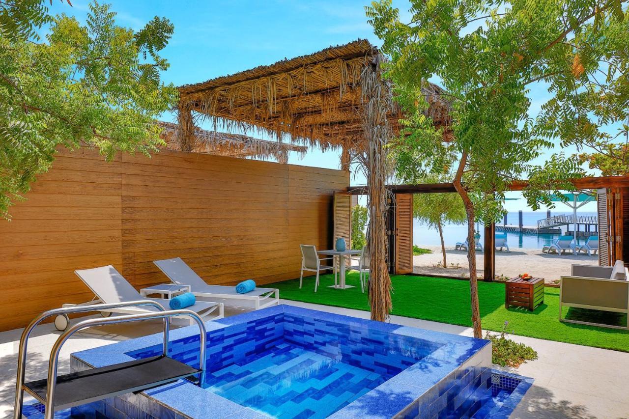 Beach Pool King or Twin Room,1319968474:JPEG