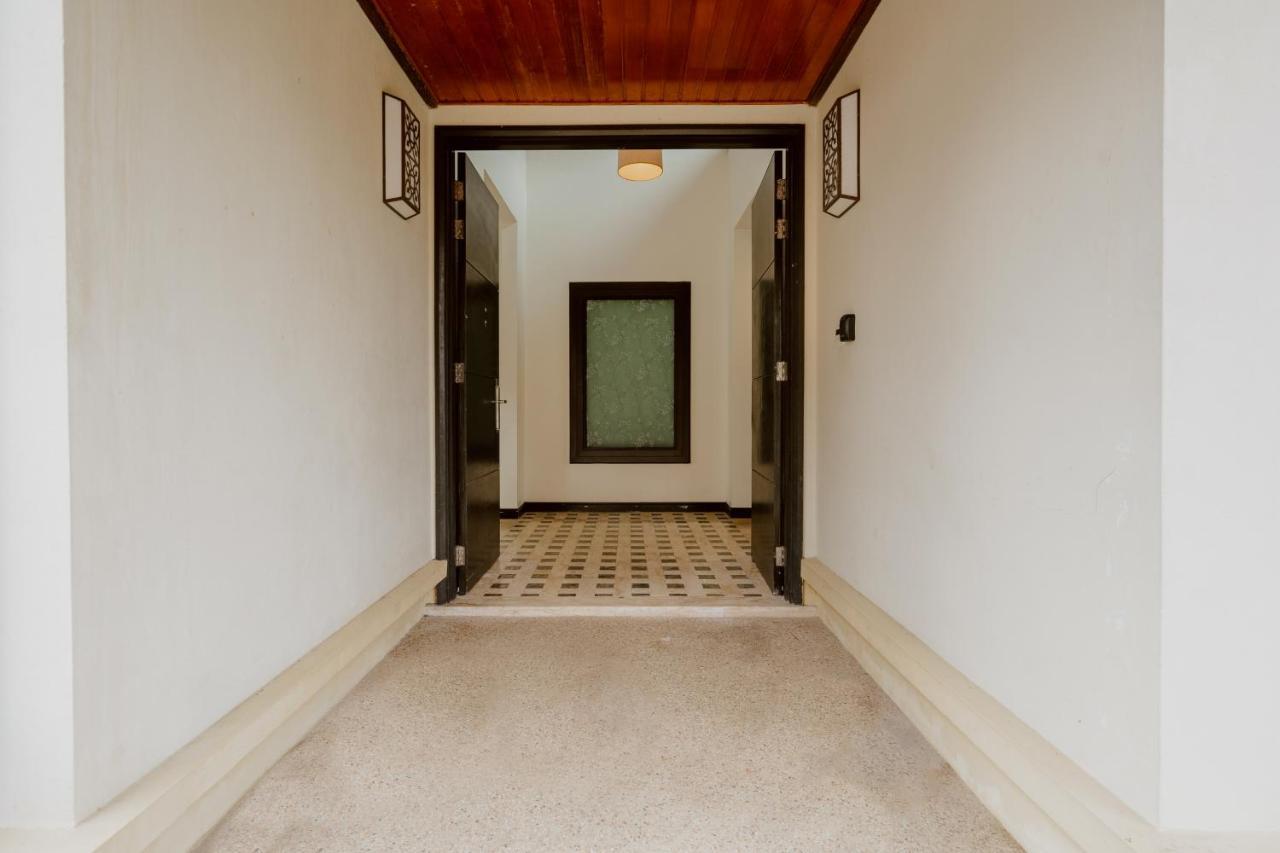 2 Bedrooms Sea Front Pool Villa