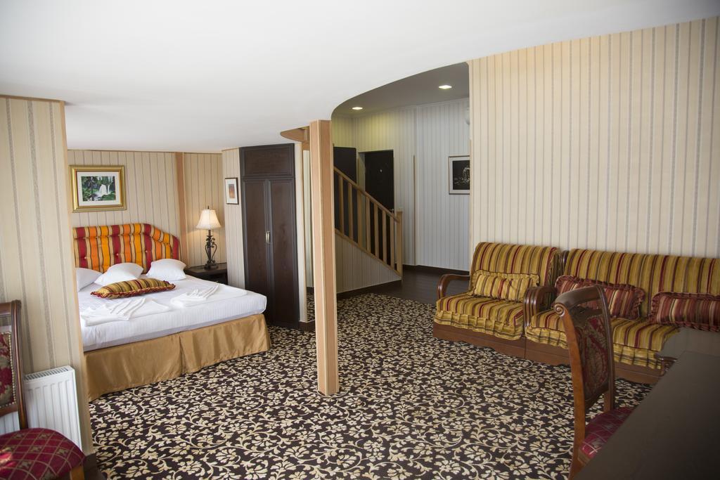 Duplex Suite