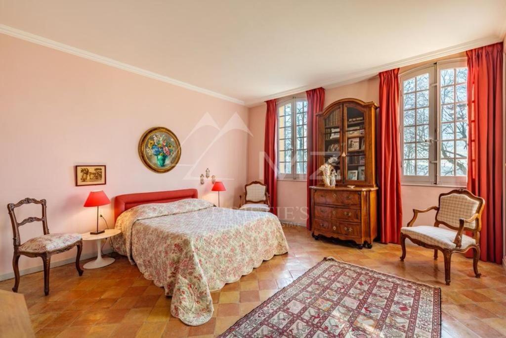 Double Room,1325978377:JPEG