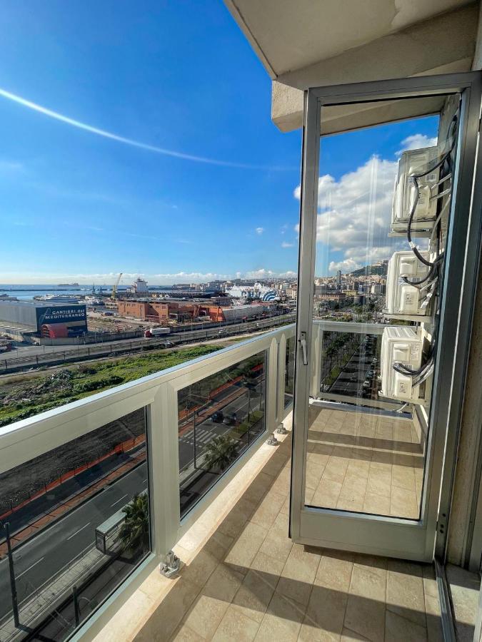 Habitación Doble Deluxe con balcón y vistas al mar