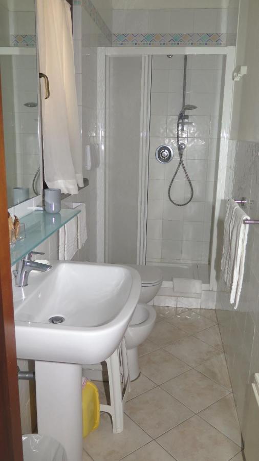 Deluxe Studio 3 Adults