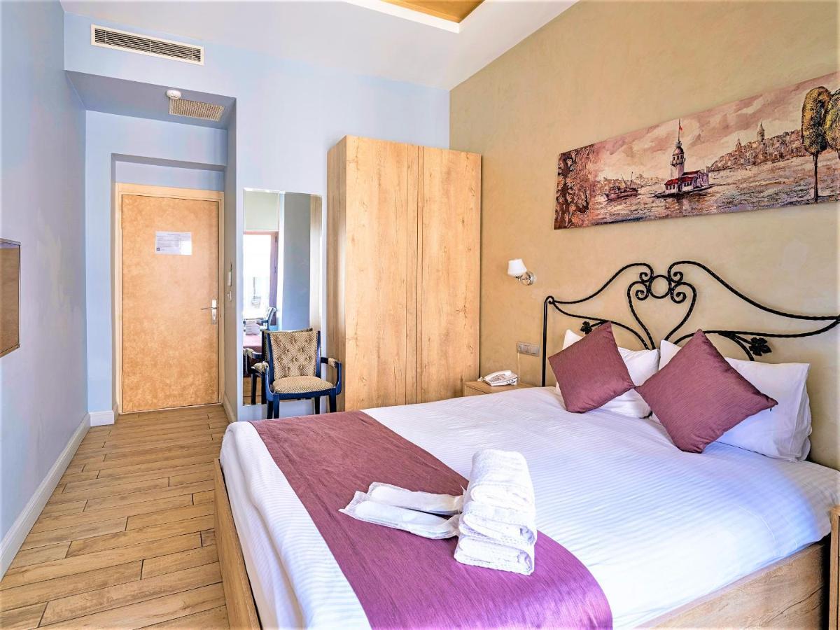 Standard Double Room Street View,1322890471:JPEG