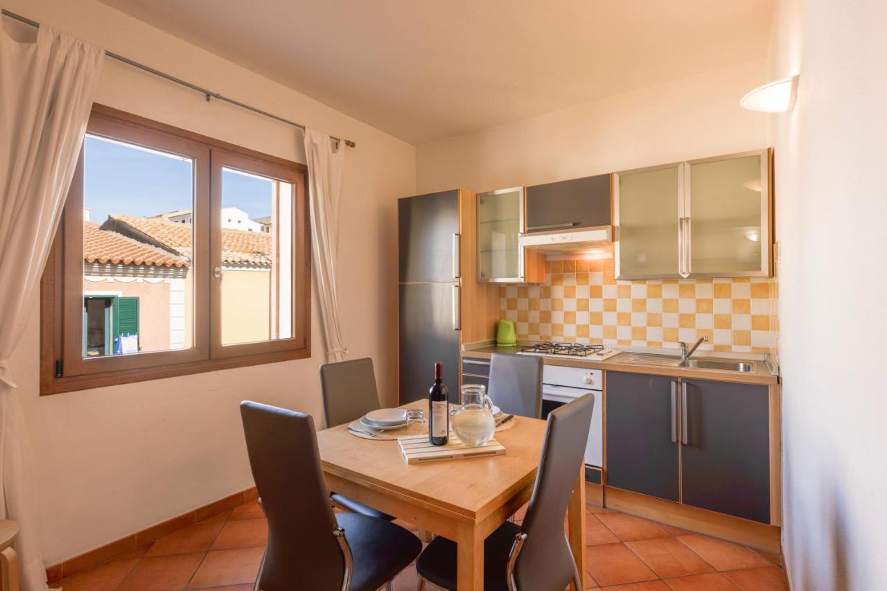 Studio (3 Adults)