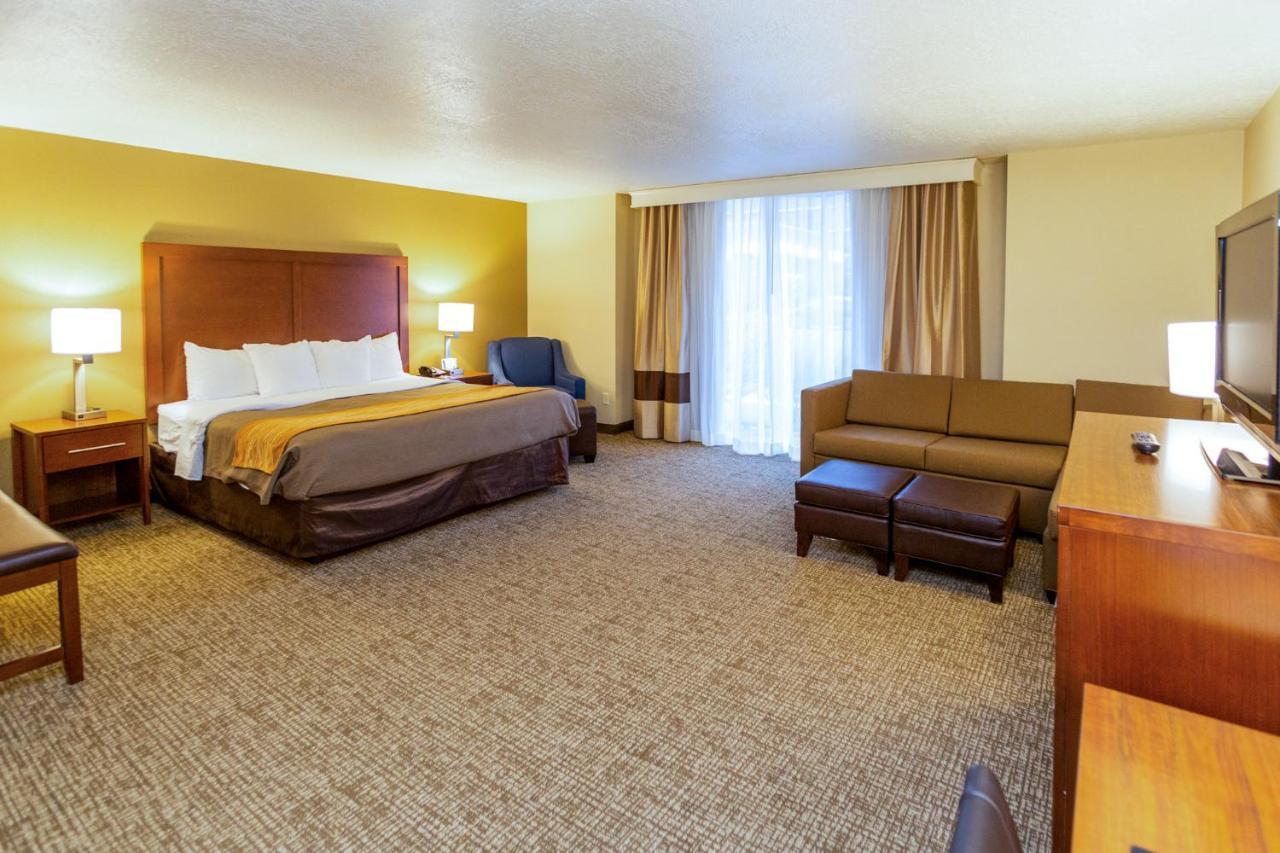 Suite con cama extragrande y sofá cama - No fumadores