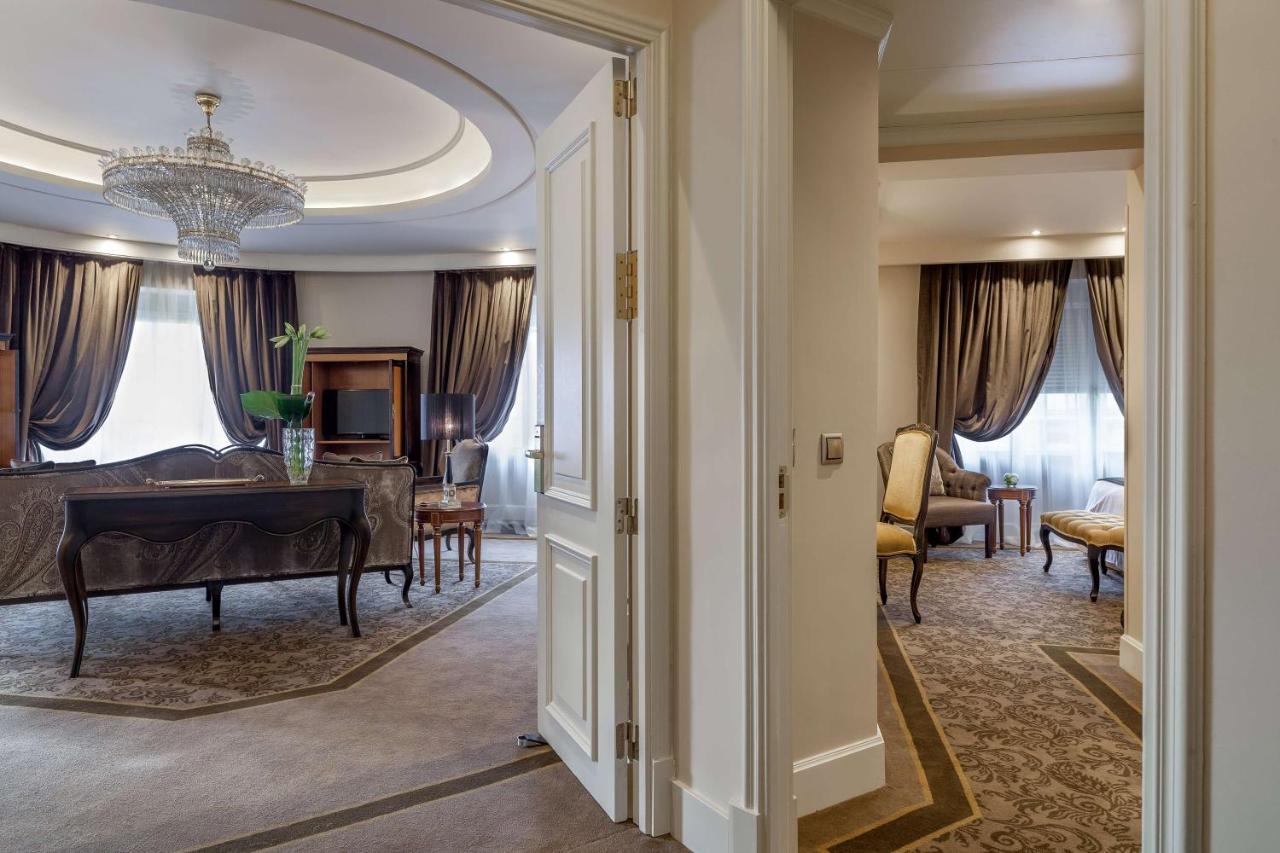 Luxury Suite The Wellington Club