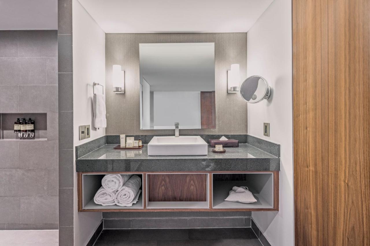 Premium Room, 1 King