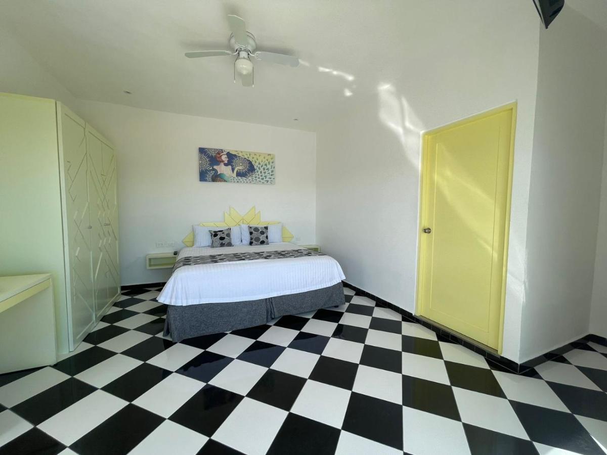 King Suite Sea View