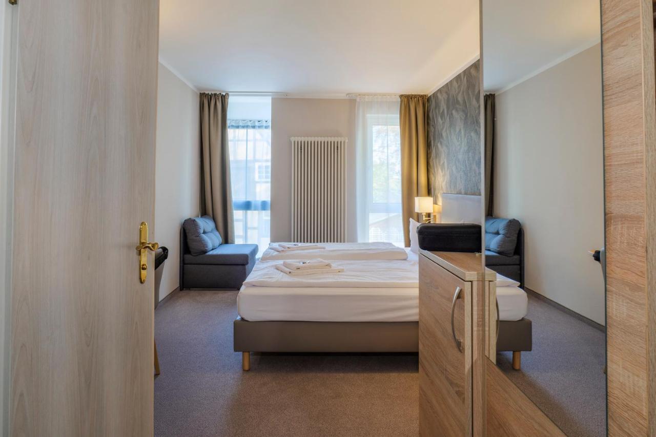 Standard Double Room,1325089093:JPEG