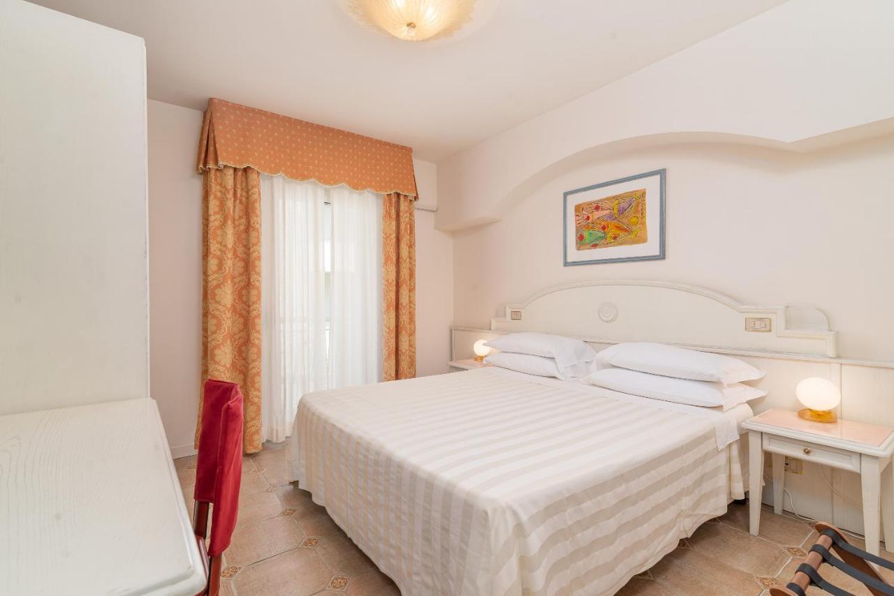 Classic Double or Twin Room