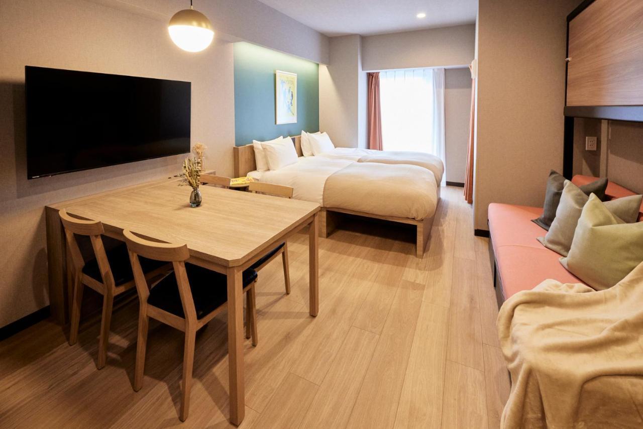 Deluxe Studio Apartment