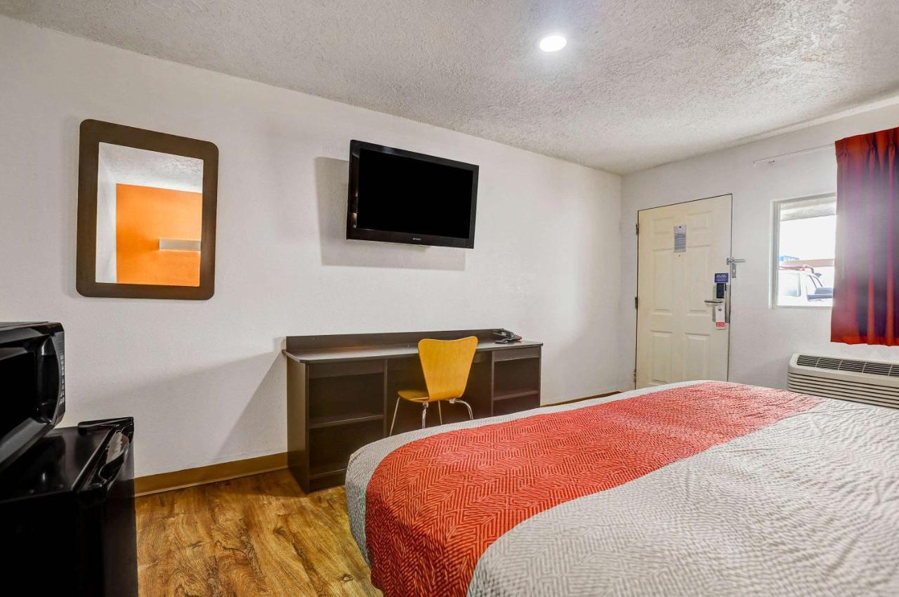 King Room Disability Access Non-Smoking