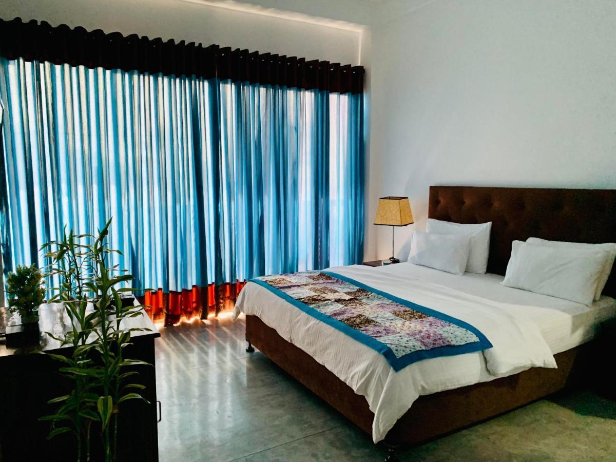 Superior Queen Room