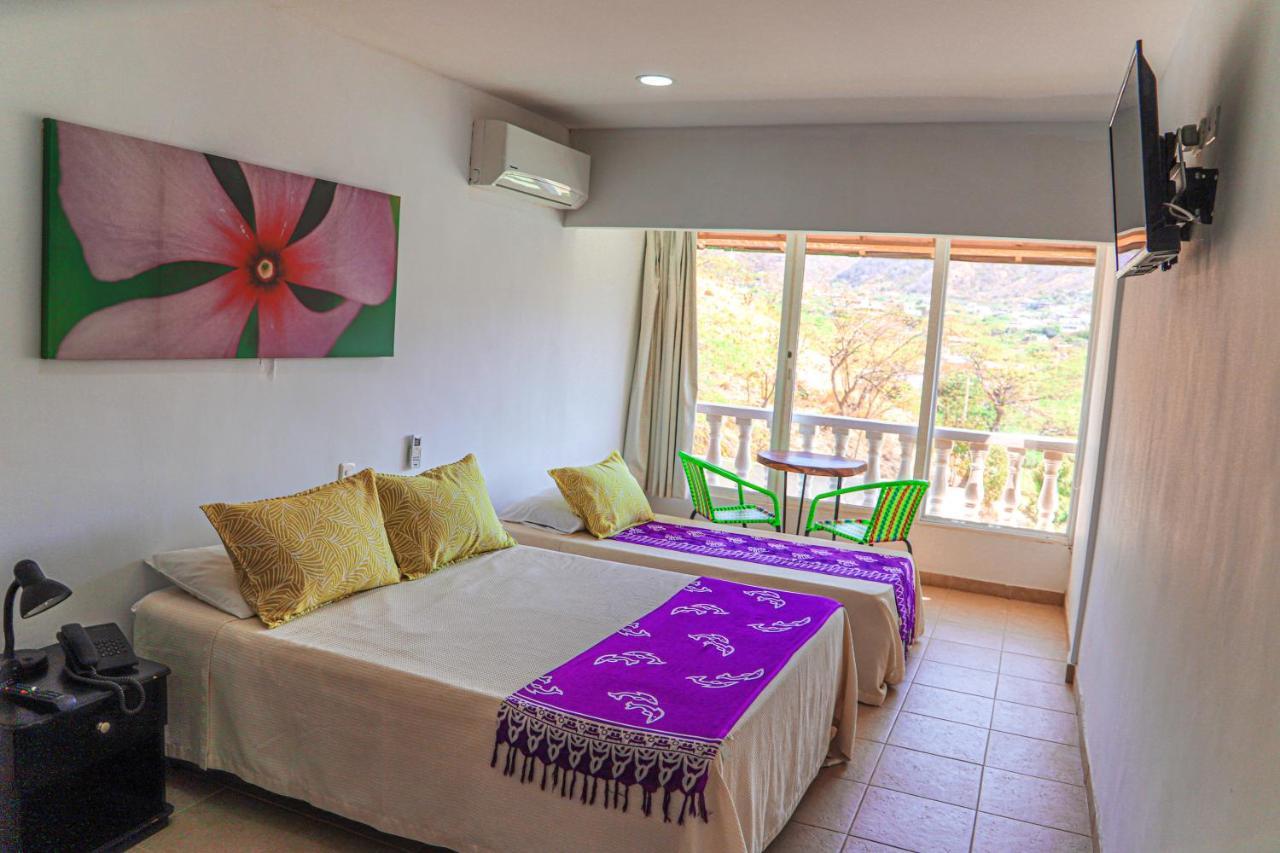 Triple Room with Sea View