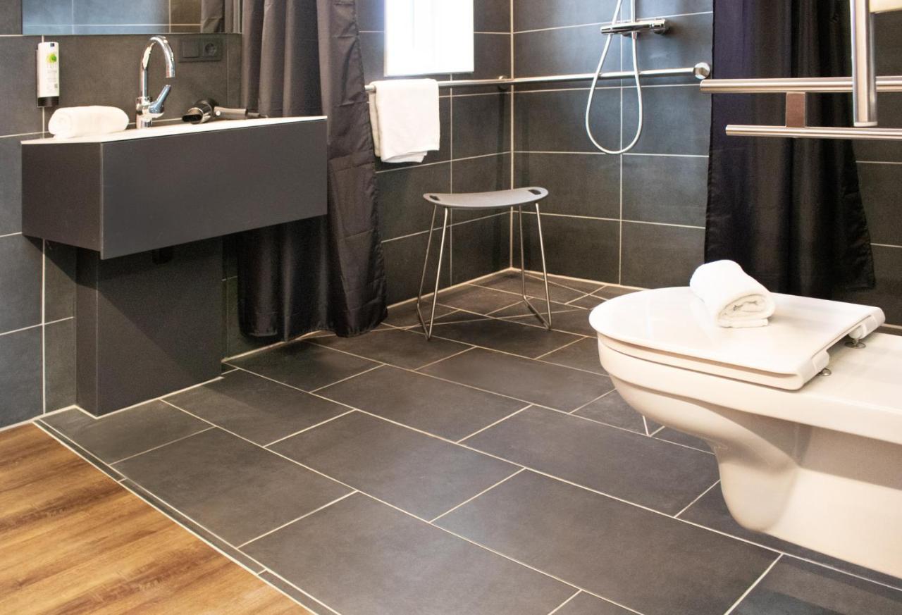Single Room - Disability Access