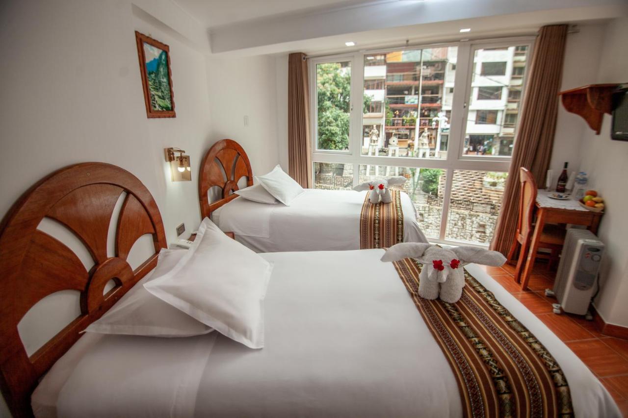 Double Room with Mountain View