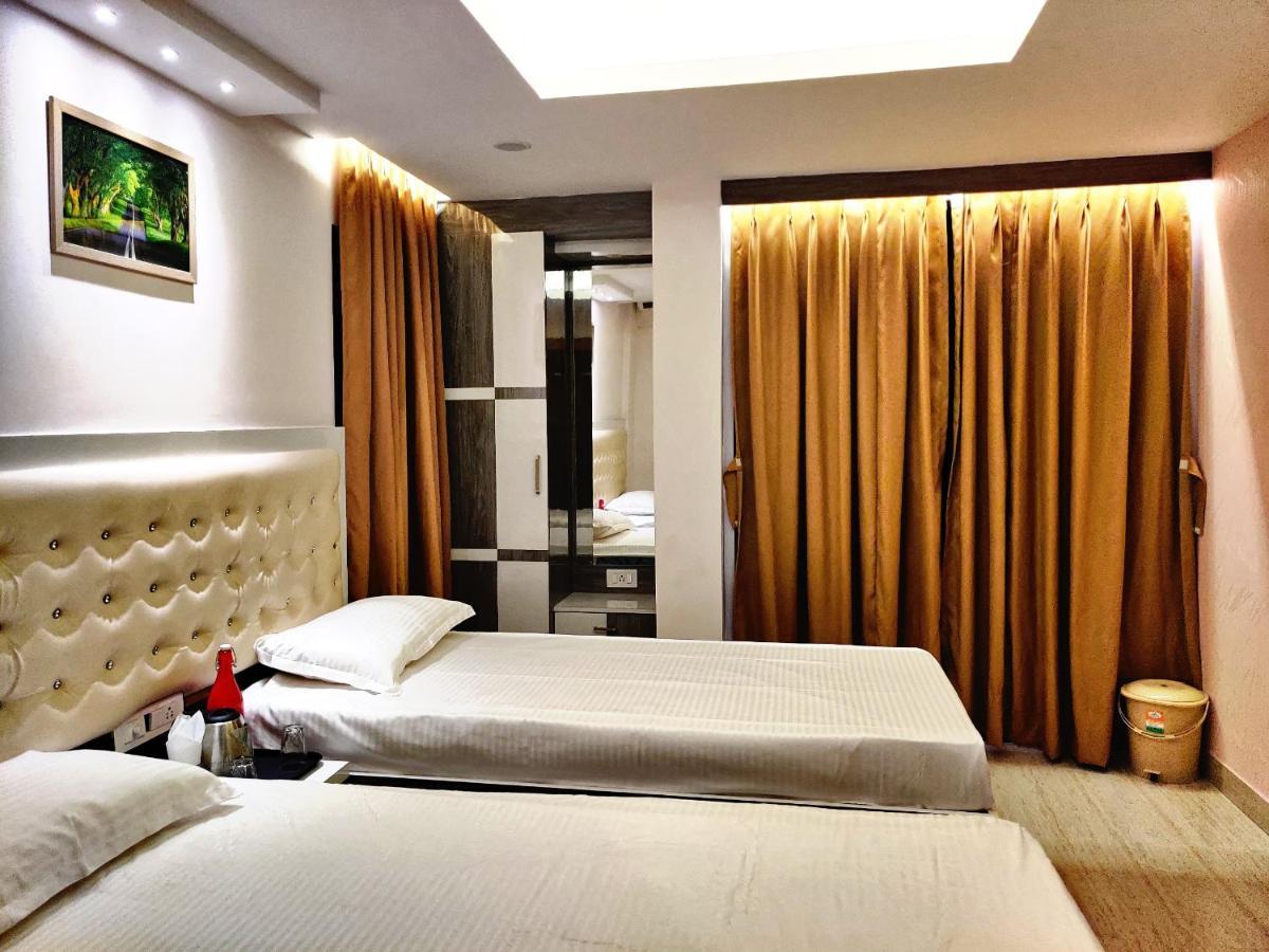 Deluxe Double or Twin Room with Balcony