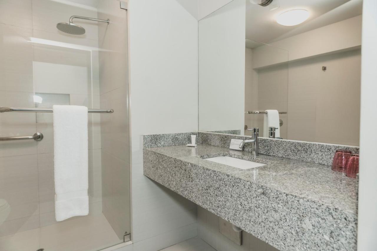 Premium Junior Suite,1328947358:JPEG