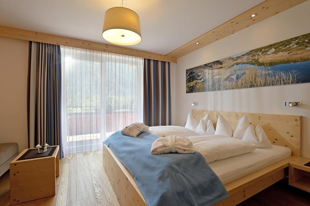 Doppelzimmer mit Balkon
