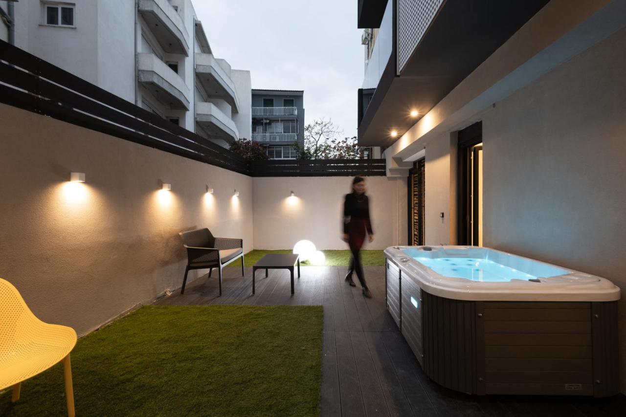 Superior Suite Private Garden Jacuzzi,1329171164:JPEG