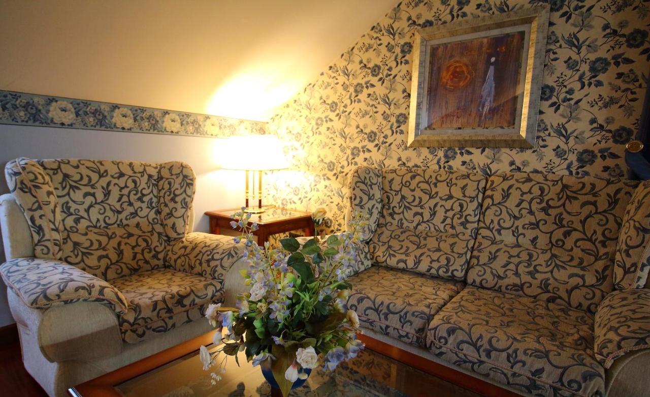 Deluxe Suite with Spa Bath