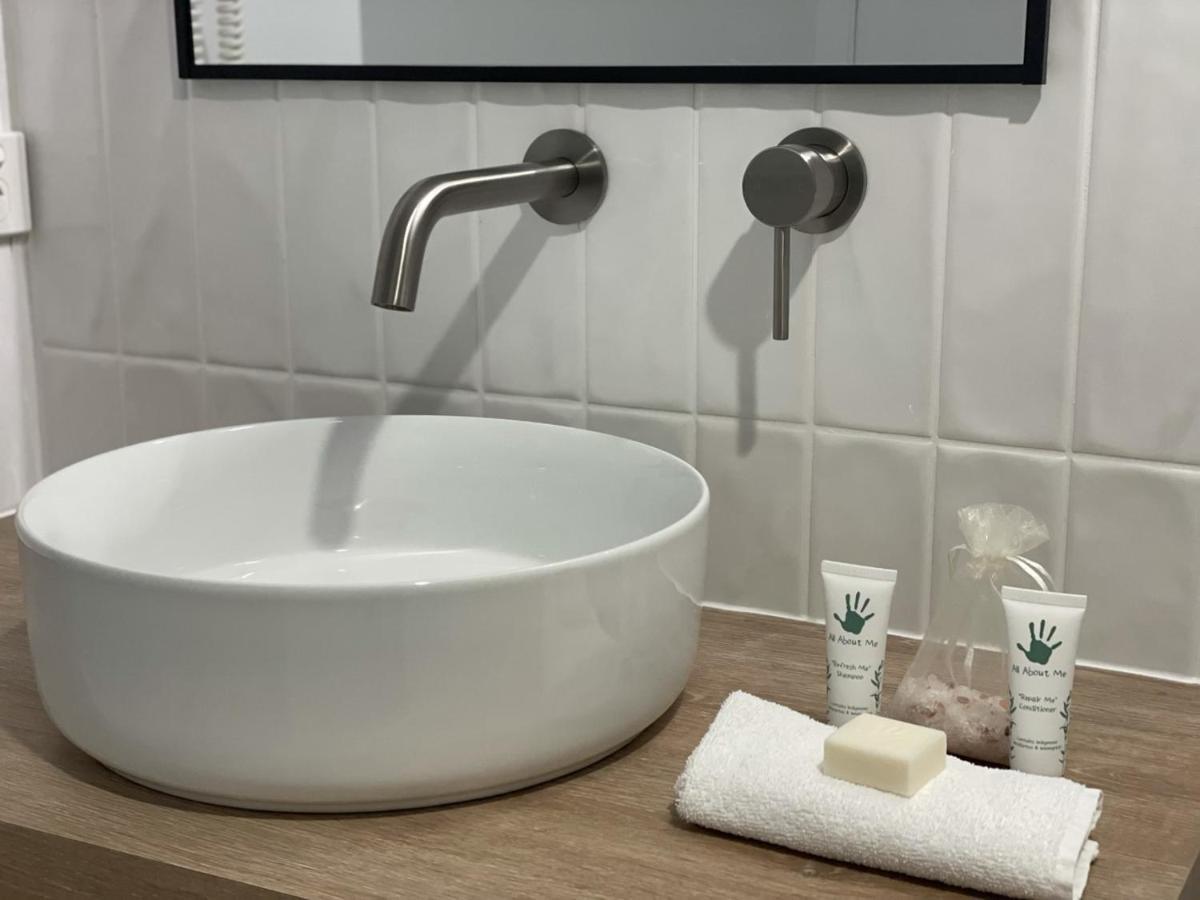 One-Bedroom Apartment Spa Bath,1329918482:JPEG