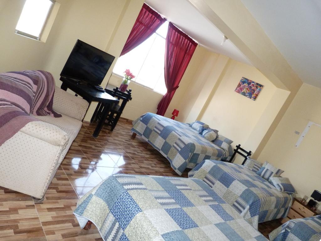 Quadruple Room with Private Bathroom