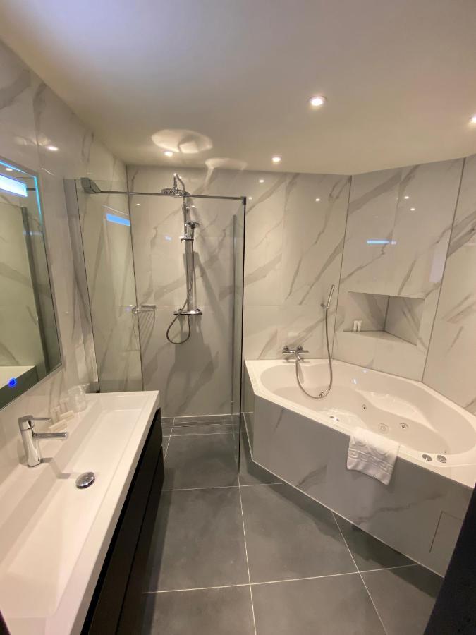 Suite met Kingsize Bed en Bubbelbad