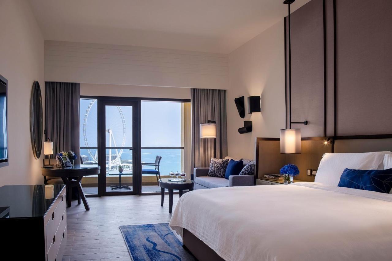 Zimmer mit Meerblick, Kingsize-Bett und Balkon
