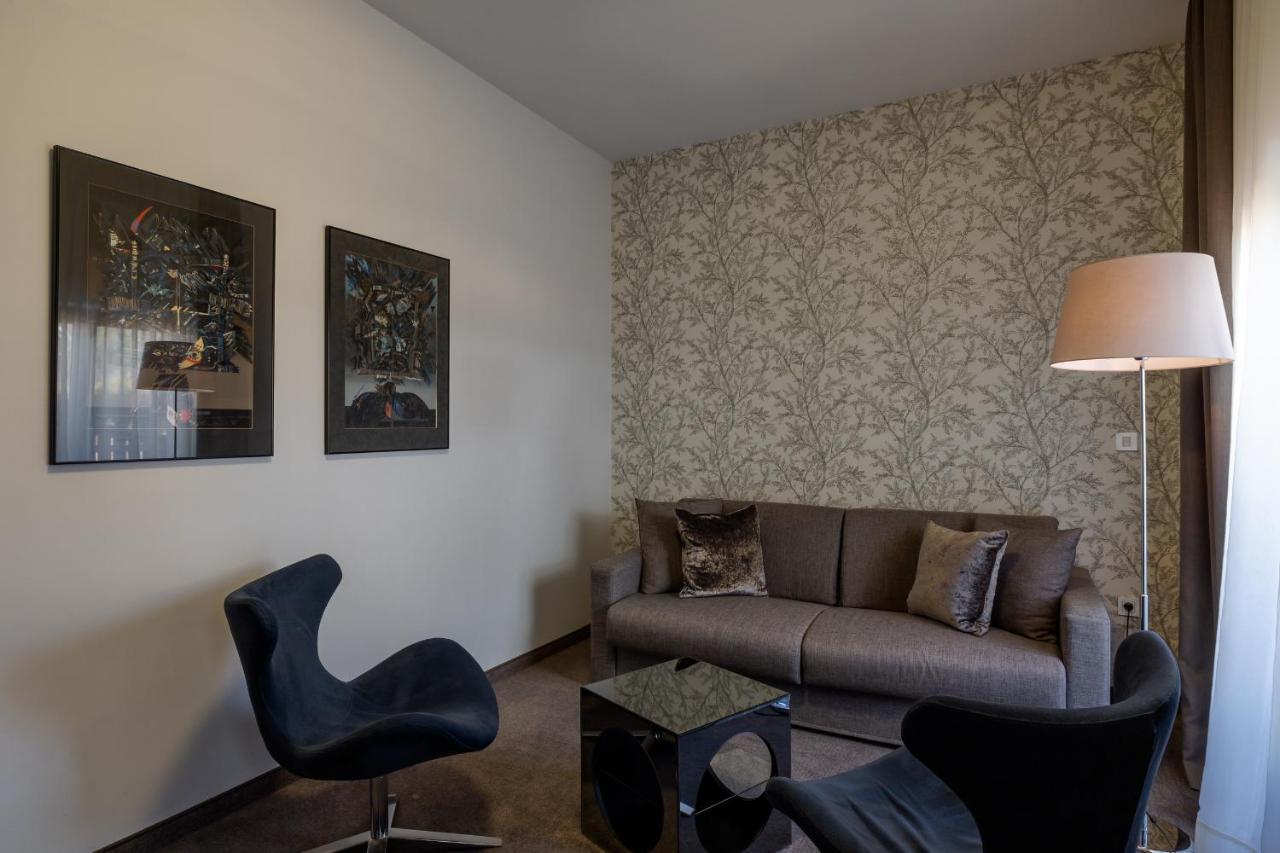 Triple Room with Terrace