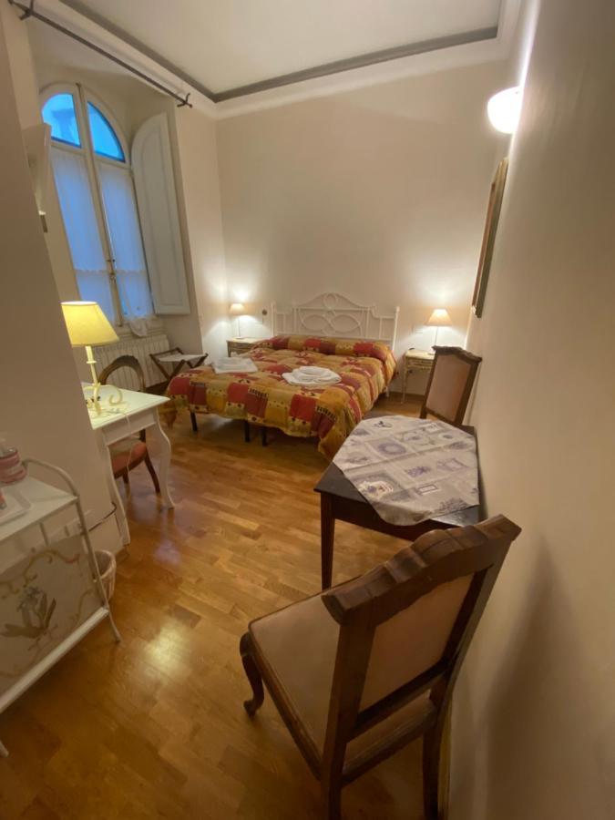 Double or Twin Room,1333707818:JPEG