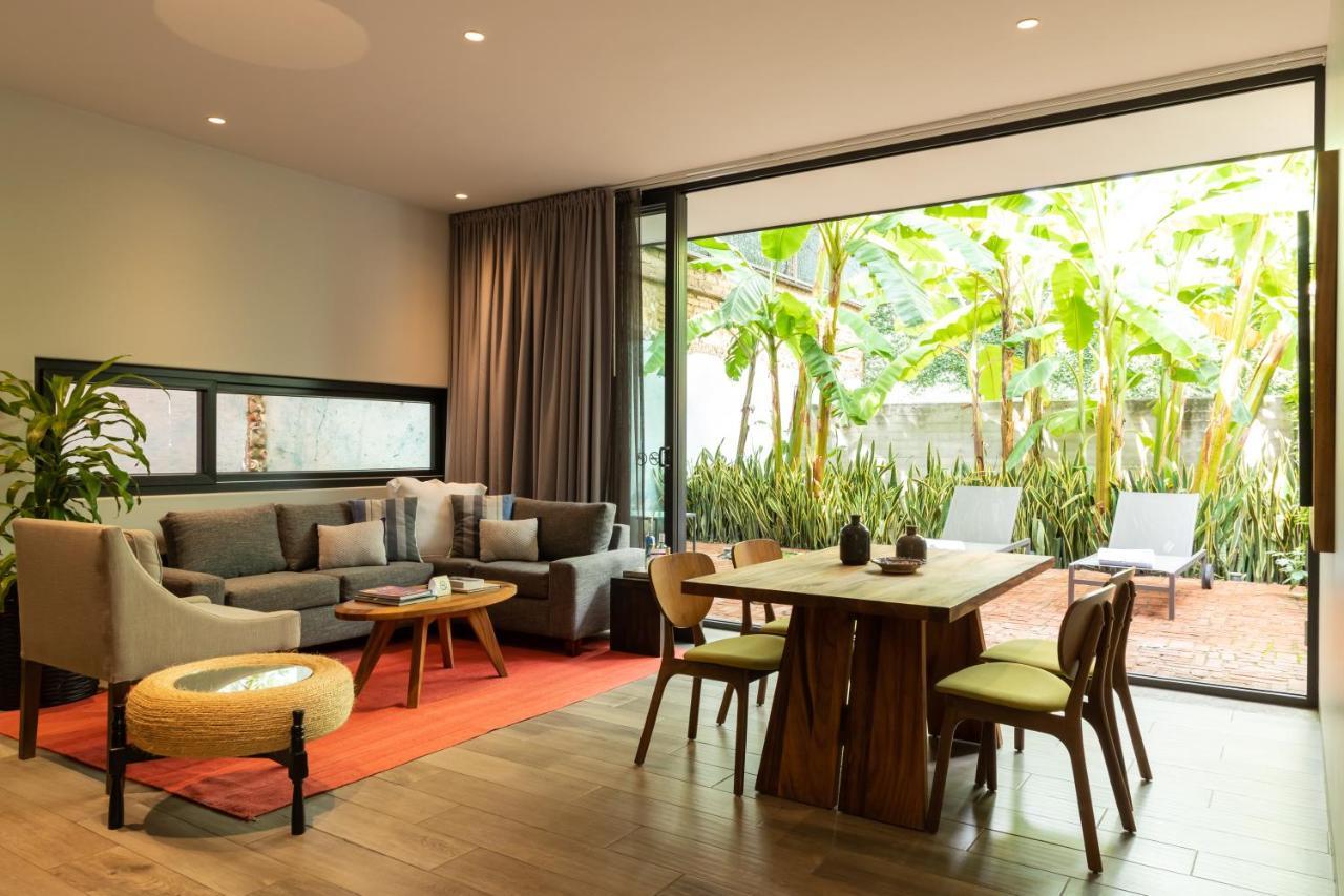Suite Terrace,1333919492:JPEG