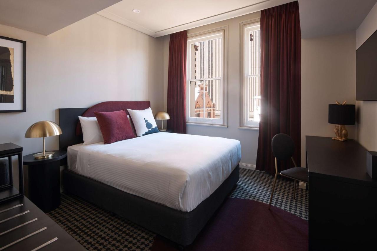 Queen Room,1338711431:JPEG