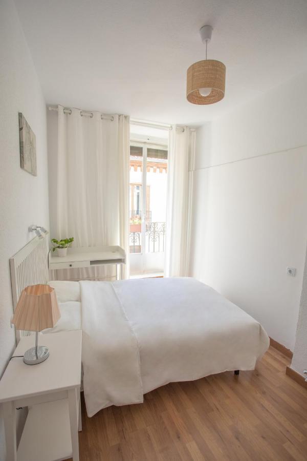 Double Room with Balcony with Shared Bathroom