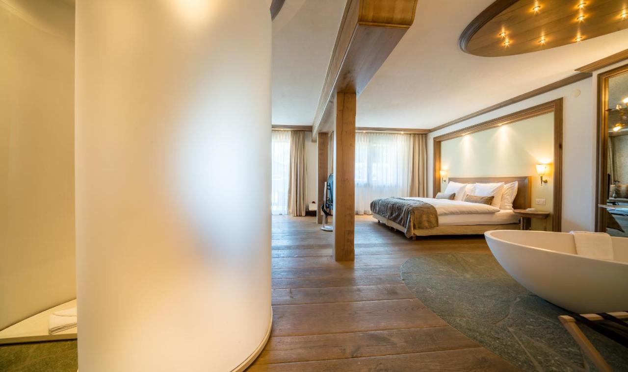 Junior Suite,1337398415:JPEG