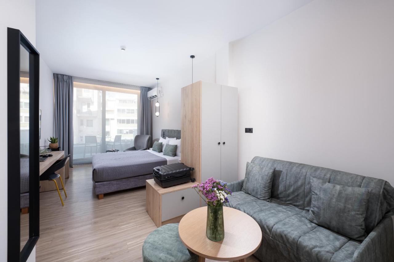 Superior Triple Room Acropolis View