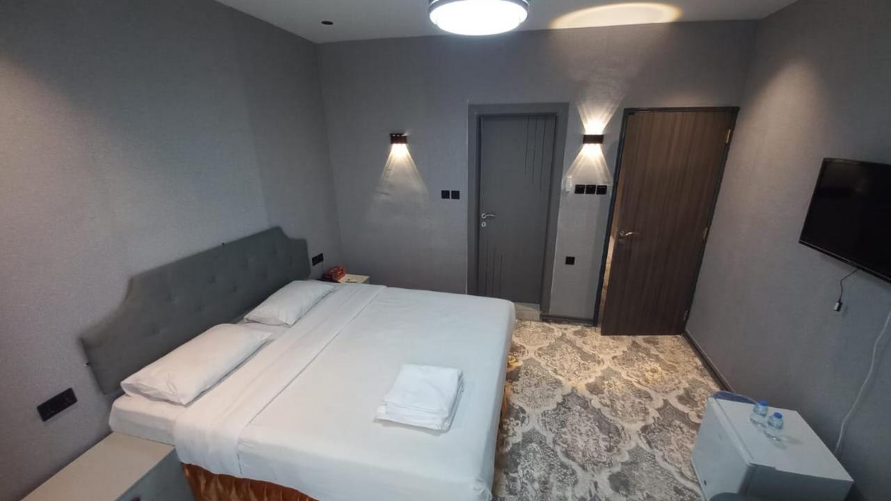 Budget Single Room