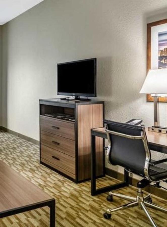 King Room - Accessible/Non-Smoking