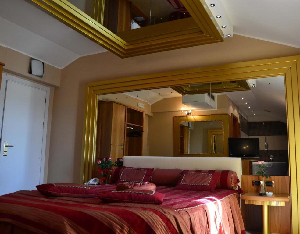 Deluxe Room with Spa Bath