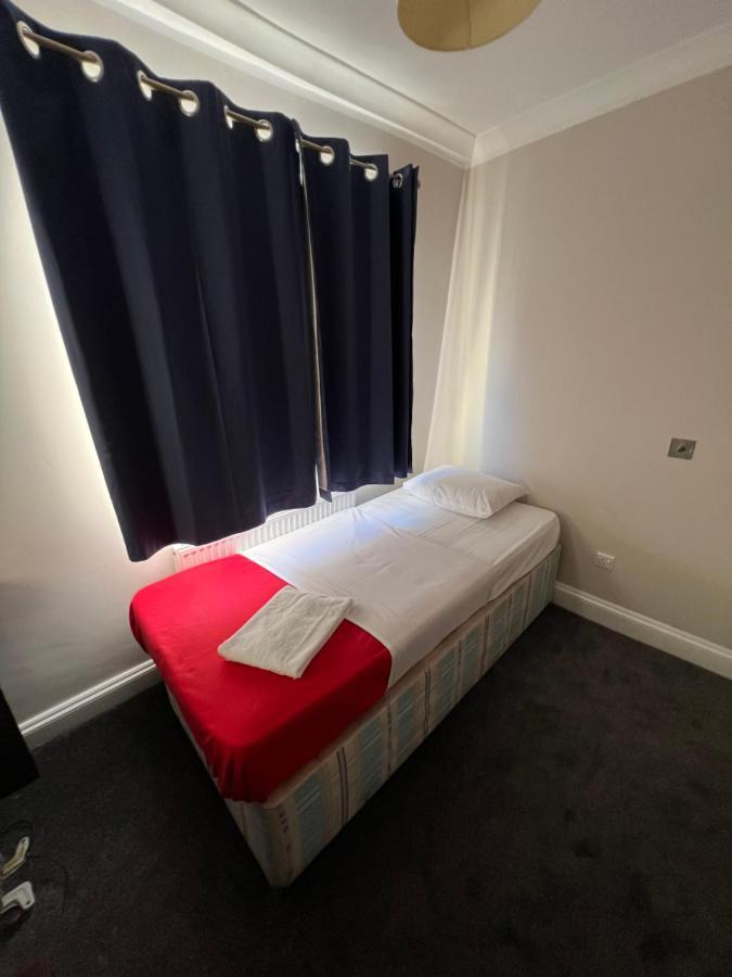 Chambre Simple avec Salle de Bains Privative