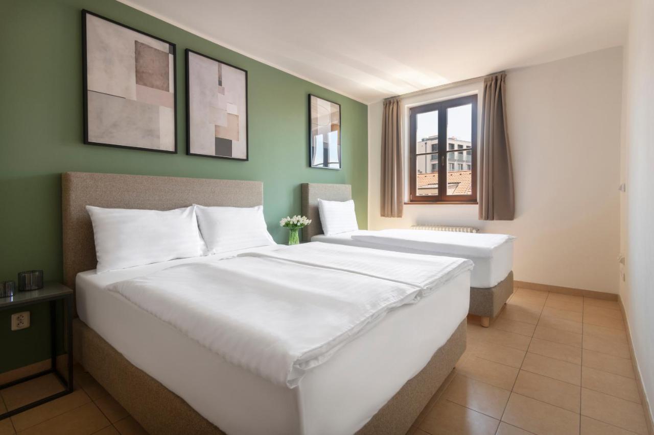 Deluxe Two Bedroom Apartment