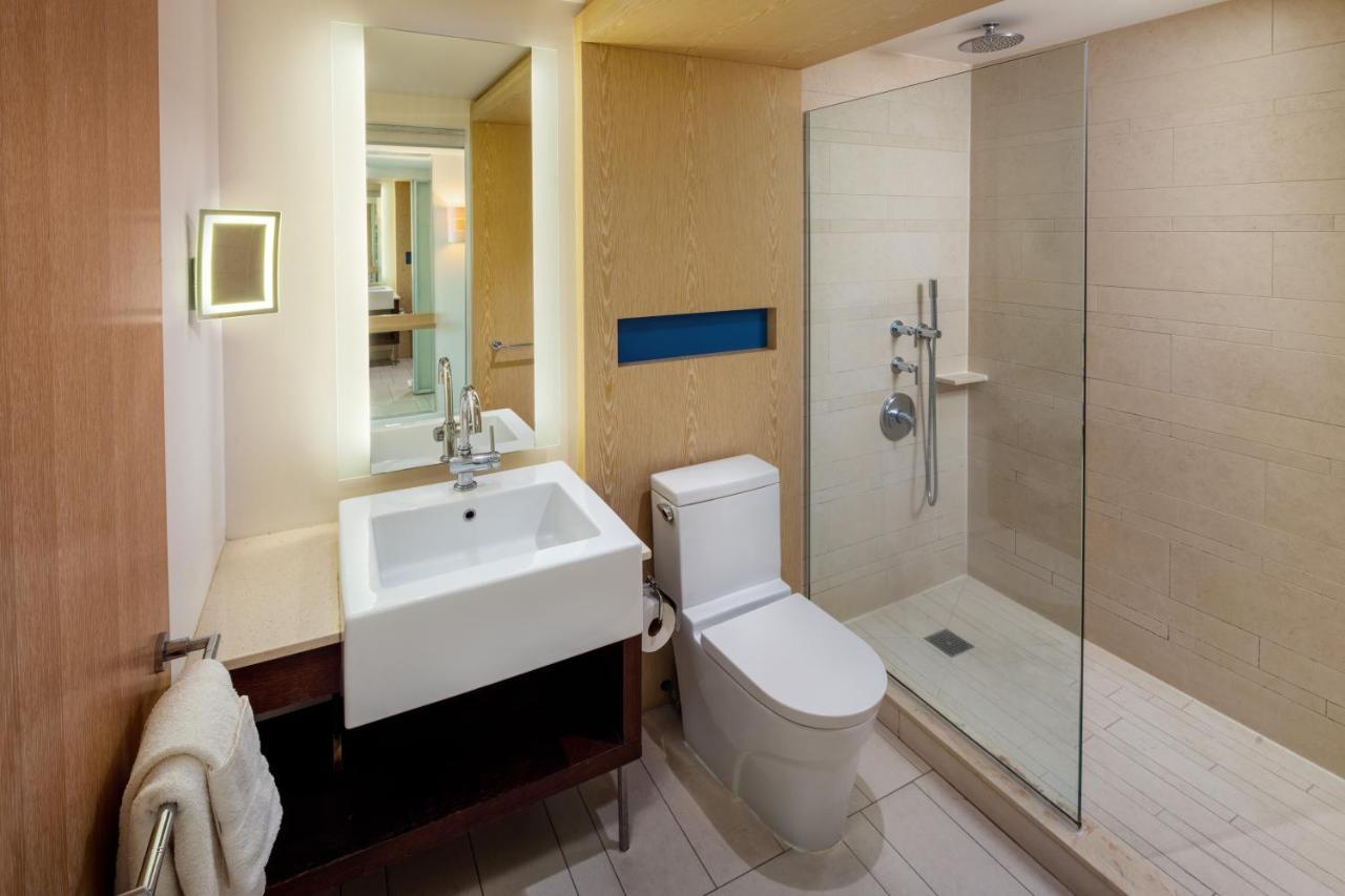 Deluxe Double Room City View