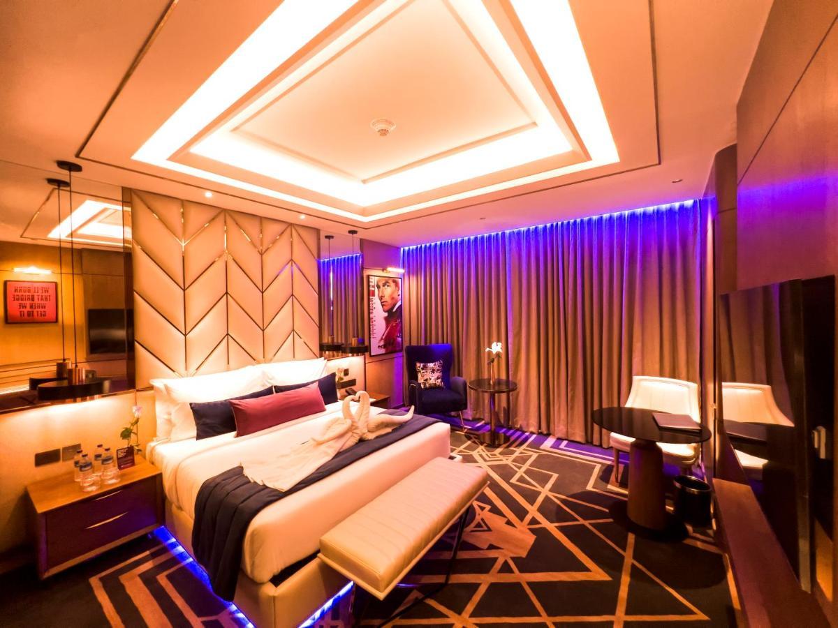 Executive Club Room with 10% off on 1 session of Spa , 10% off on Food & Beverages , Laundry and 15% off on Sunday Brunch