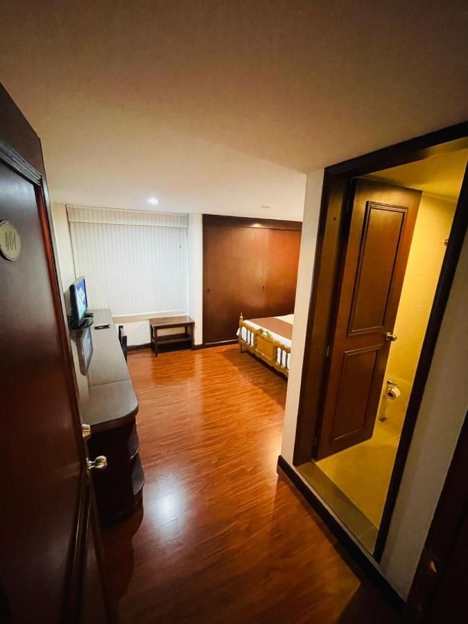 Standard Double Room,1341763586:JPEG