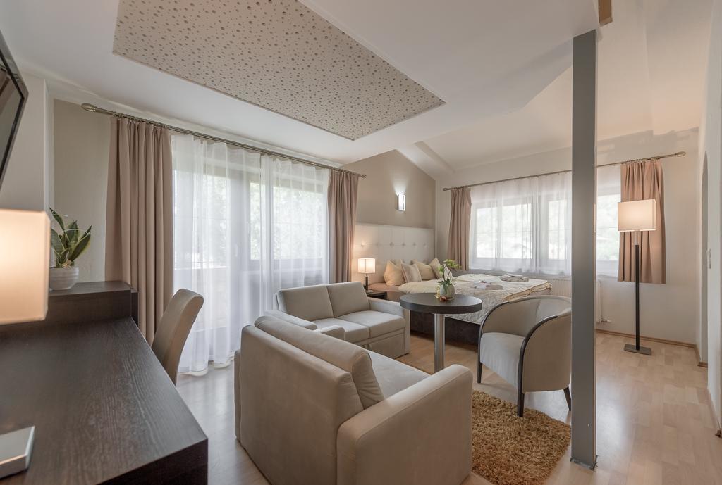 Dreibettzimmer