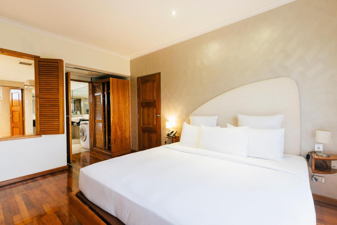 Fountain Wing Suite