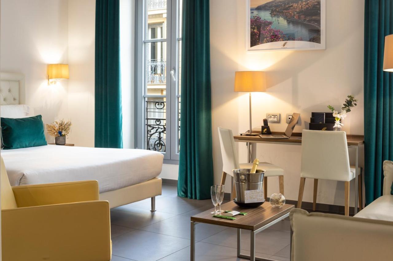Executive Triple Room