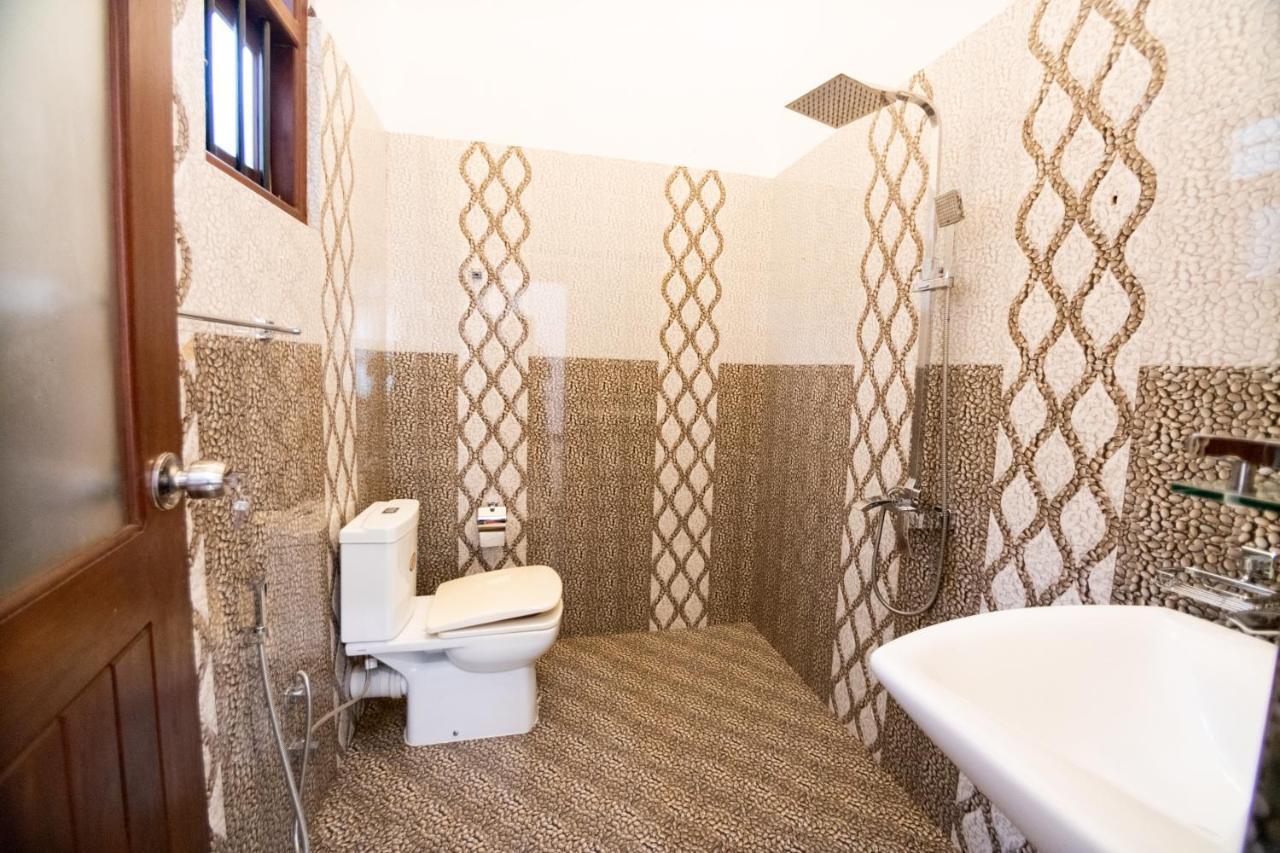 Deluxe Double Room (2 Adults + 1 Child)
